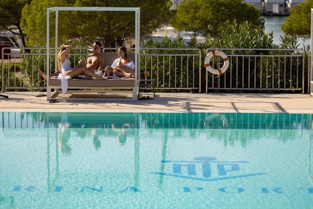 Appartamento Floating Sea House Shark 3 Portorose Esterno foto