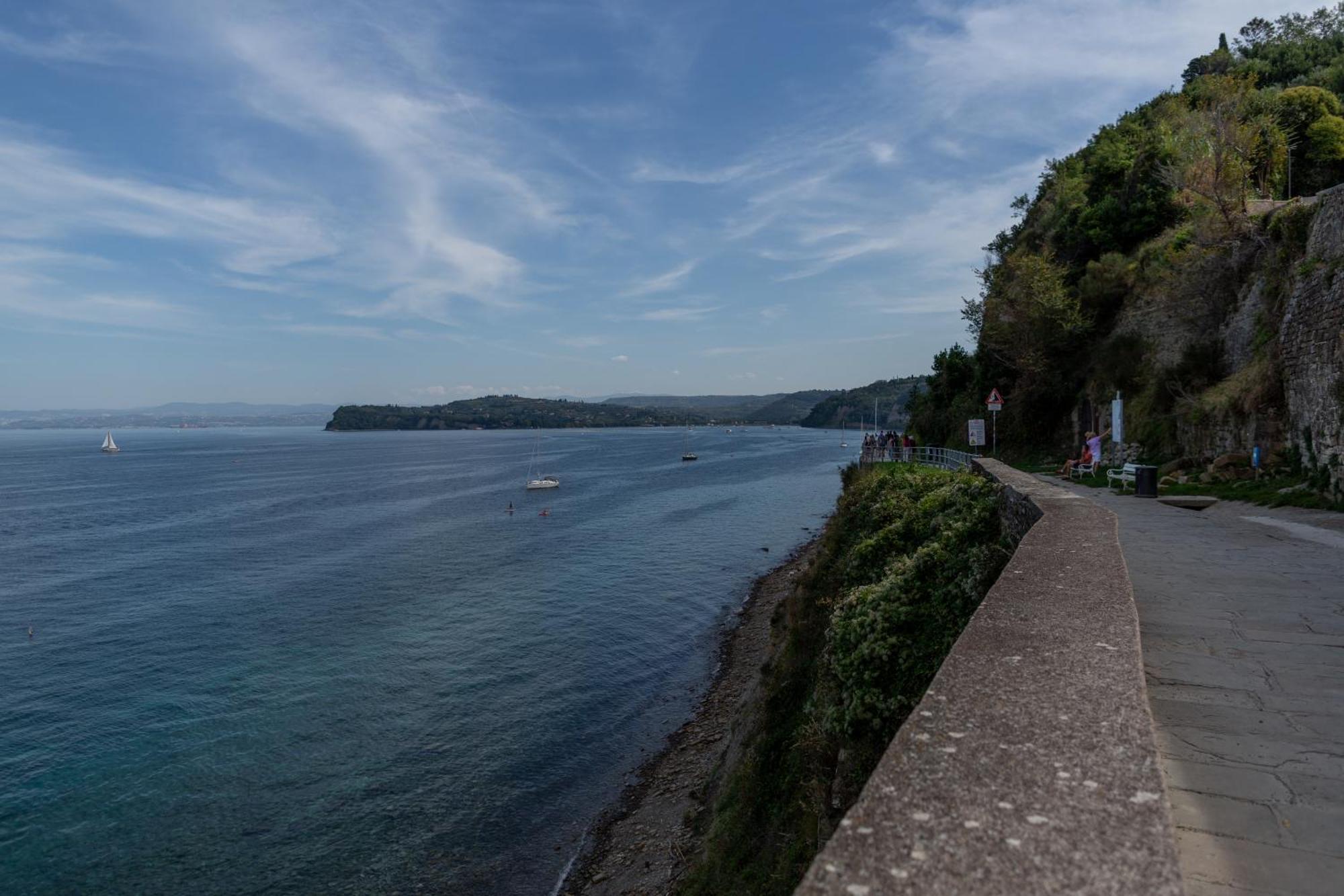 Appartamento Floating Sea House Shark 3 Portorose Esterno foto